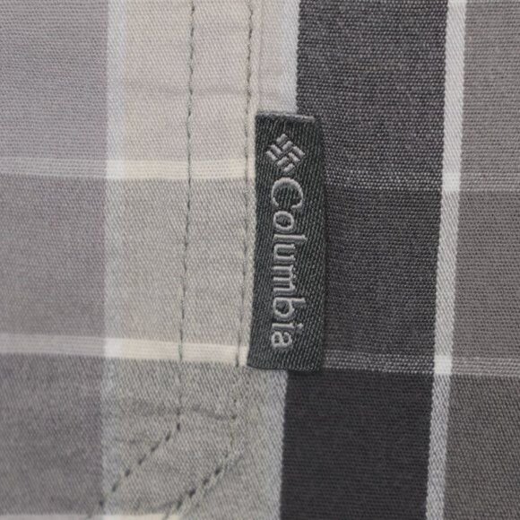 Columbia Regular Fit Men's Large Gray White Plaid Long Sleeve Button Up Shirt - Picture 7 of 10